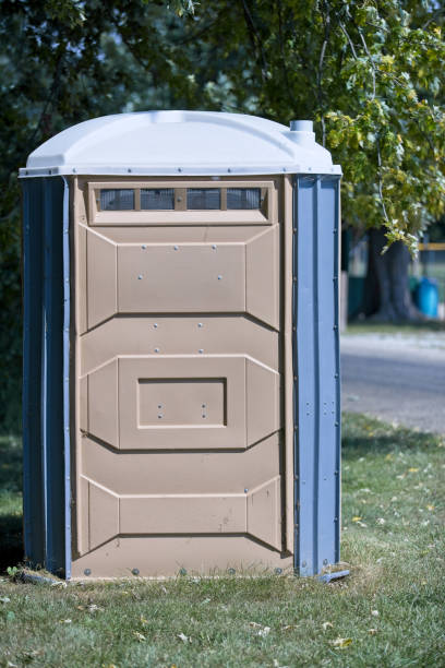 Affordable portable toilet rental in Ladoga, IN